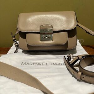 Michael Kors Sloan Beige Crossbody Bag